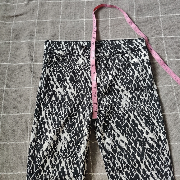 The Kooples Black and White Printed Jeggings Jeans - Picture 8 of 14